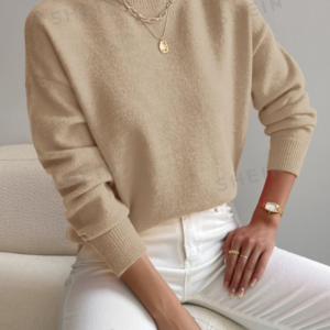 Suéter de Gola Alta e Ombros Caídos